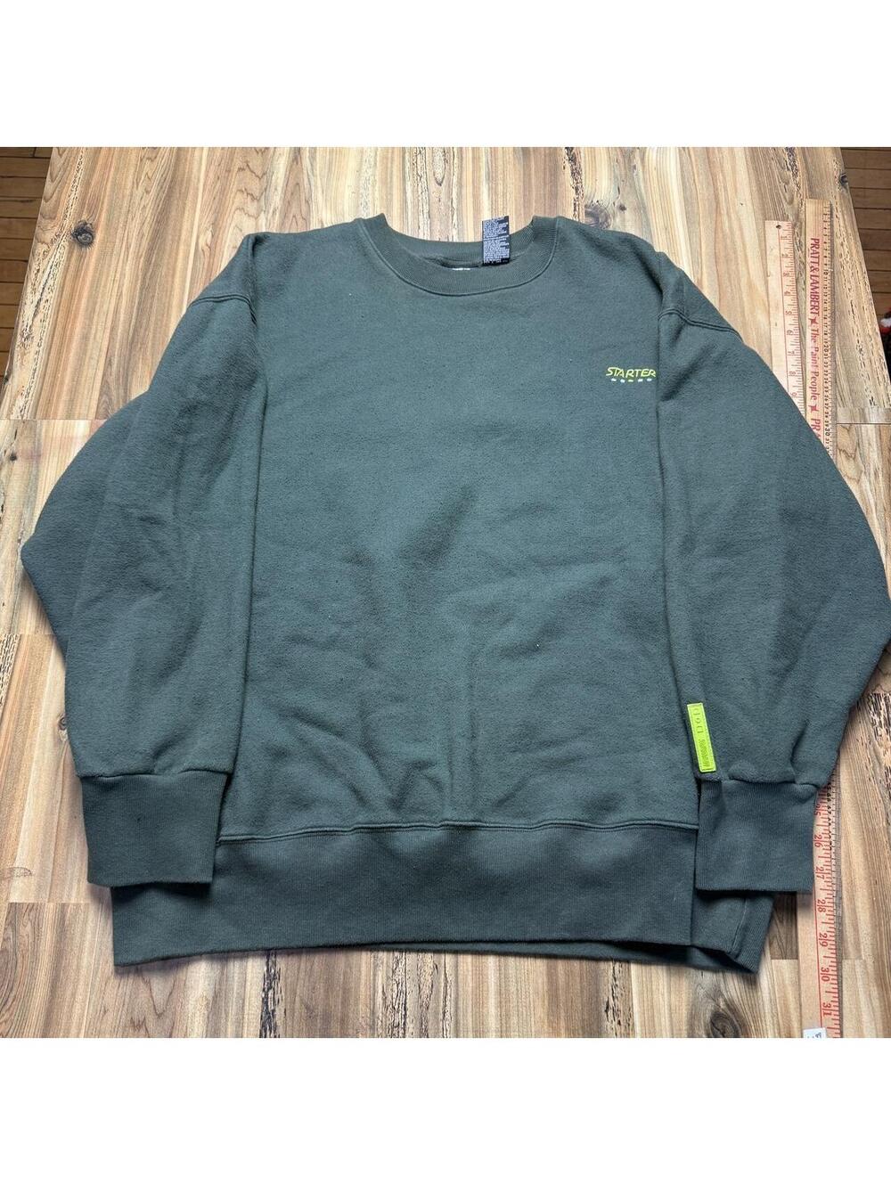 Y2K Starter green crewneck sweatshirt